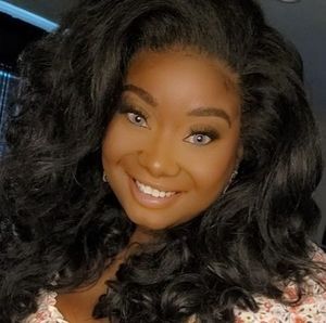 Meet your Posher, Sonya